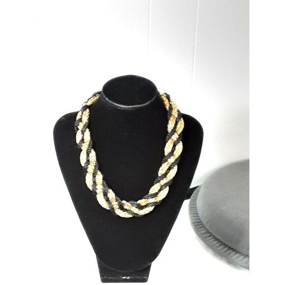 Lux Accessories  NWT Black Gold Tone Twisted Chain Necklace 18" - Picture 1 of 1